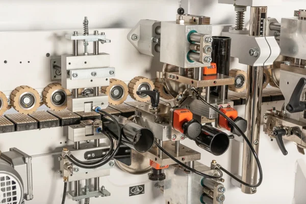 CWI-EB1000EU-XP Roi "EU" Series H/P Pre Milling 8mm Edgebander