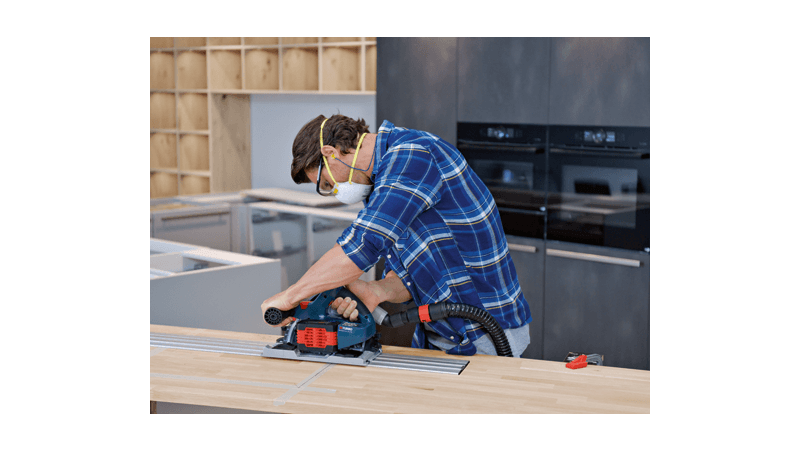 Bosch 18 Volt 5.5" Track Saw Kit w/ 8 Amp Battery and Charger