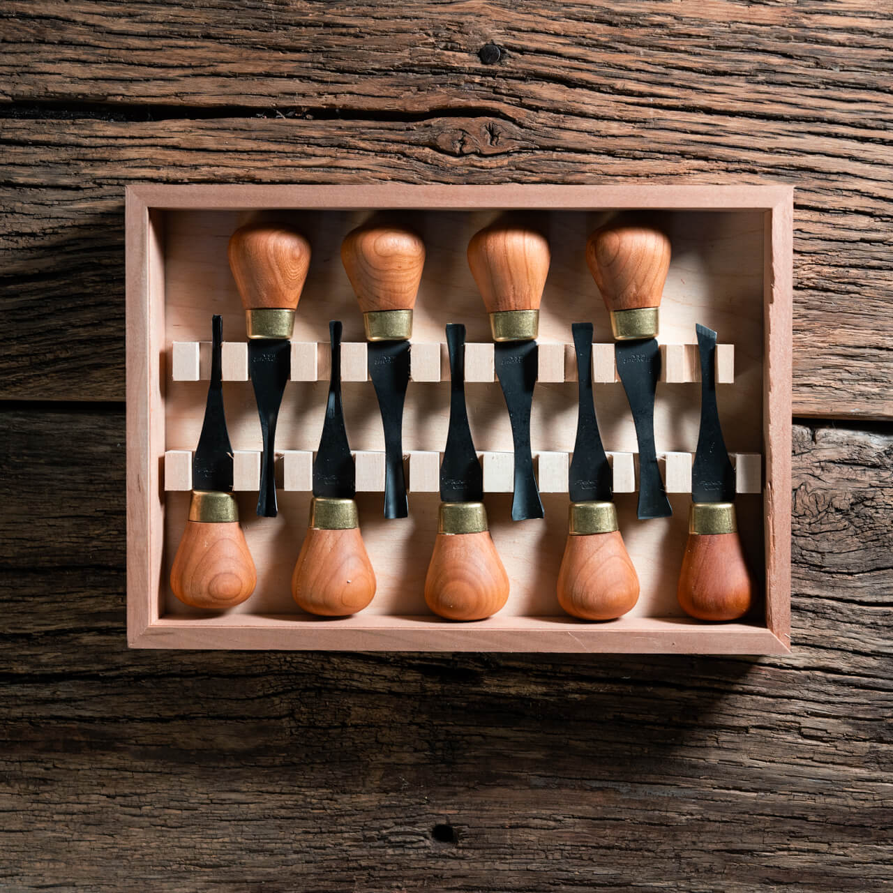 Flexcut Premium Palm Chisel Set w/ Cherry Handles - Image 2