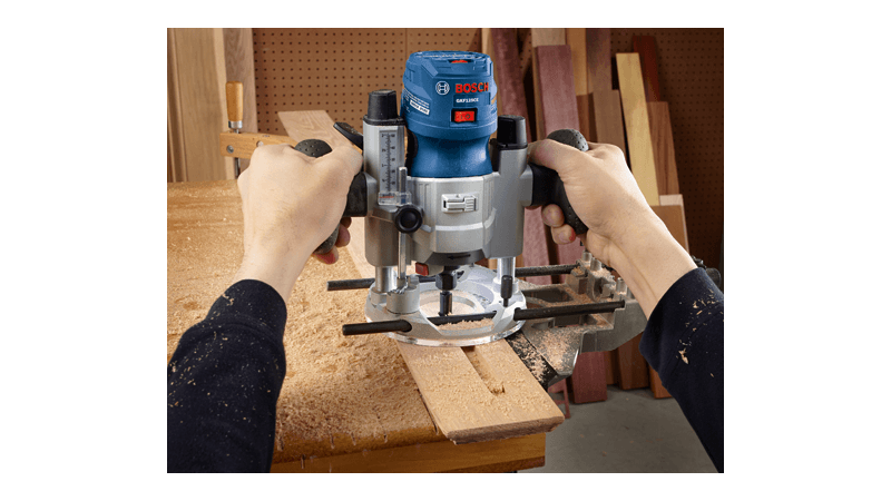 Bosch 1.25 HP VS Palm Router Kit w/ Fixed and Plunge Base