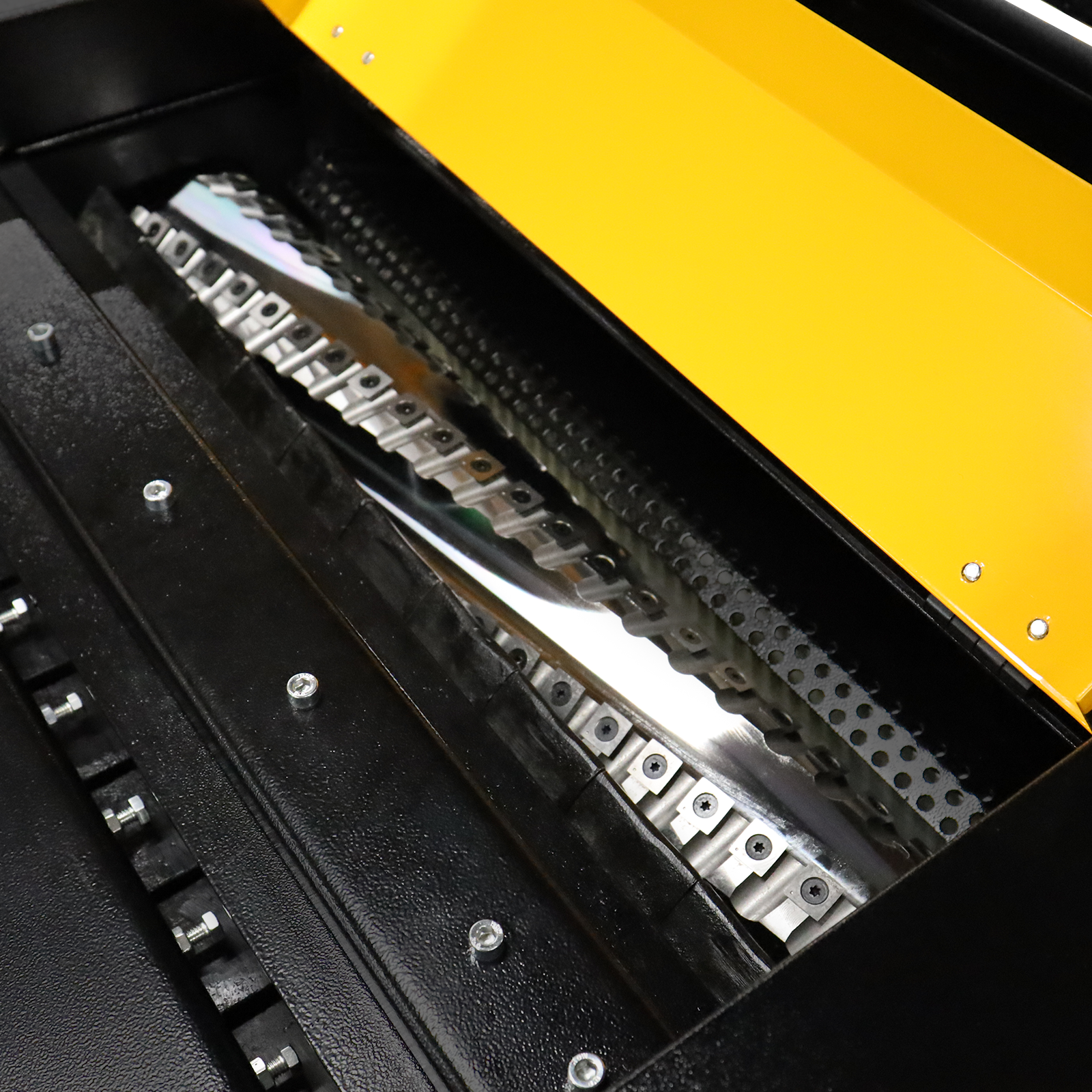 Scorpion 21" Vari-Speed 7.5 HP Helical Thickness Planer (1-Phase) - Image 10